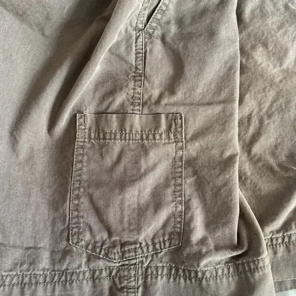 Columbia‎ Men's Shorts COLUMBIA Casual Chino Walking Gray SHORTS SIZE 42x9